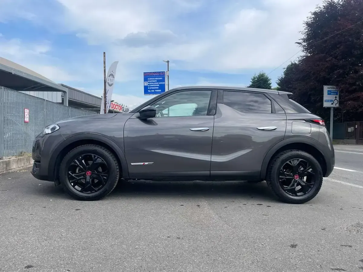 Usata DS Automobiles DS3 Crossback Performance 101 CV (74 kW) 2022 Grigio SUV