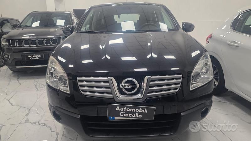 Usata Nissan Qashqai Tekna 141 CV (103 kW) 2009 Grigio SUV