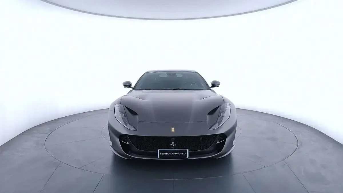 Usata Ferrari 812 795 CV (584 kW) 2020 Other