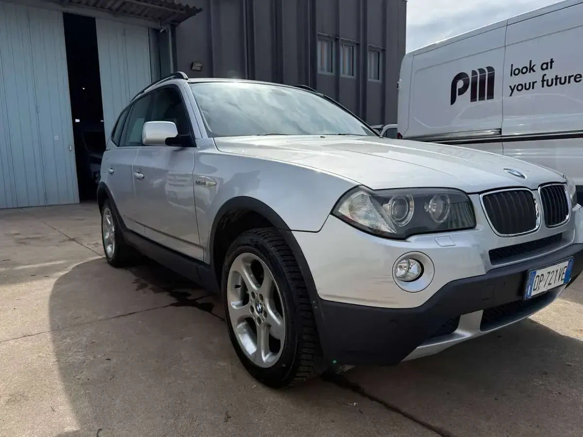 Usata BMW X3 177 CV (130 kW) 2008 Argento SUV