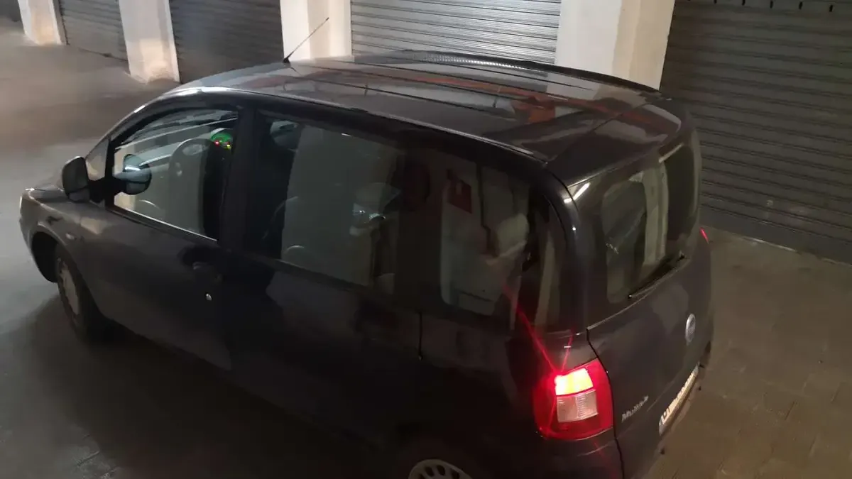 Usata Fiat Multipla Active 92 CV (67 kW) 2007 Blu/azzurro Monovolume