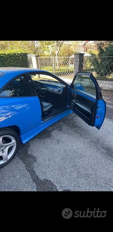 Usata Fiat Coupé 220 CV (161 kW) 1996 Blu Coupé