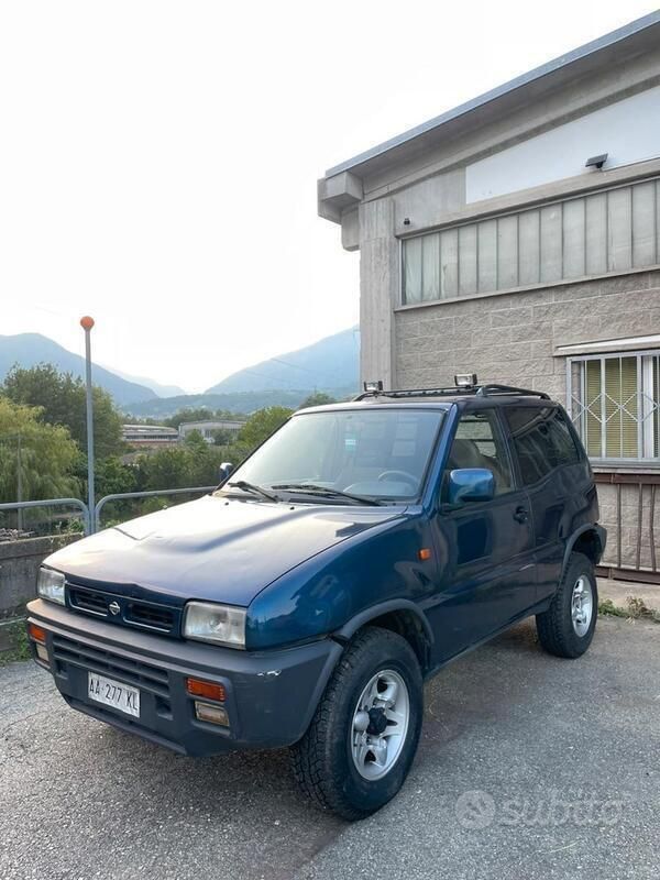 Usata 1994 Nissan Terrano SUV | 4200 € - Immagine 1/4