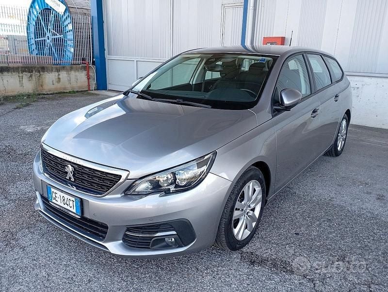 Grigio Usata 2021 Peugeot 308 SW Station wagon | 8700 € (Super prezzo) - Immagine 1/4