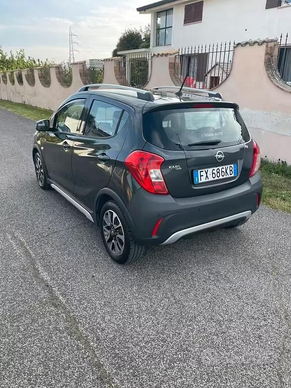 Usata Opel Karl Rocks S 75 CV (55 kW) 2019 Grigio Utilitaria