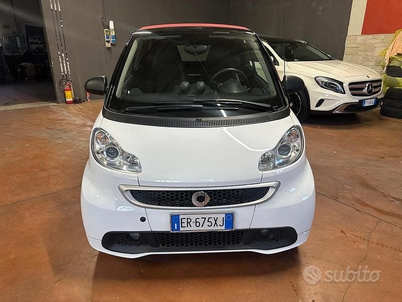 Usata Smart ForTwo Cabrio Passion 71 CV (52 kW) 2013 Bianco Cabrio