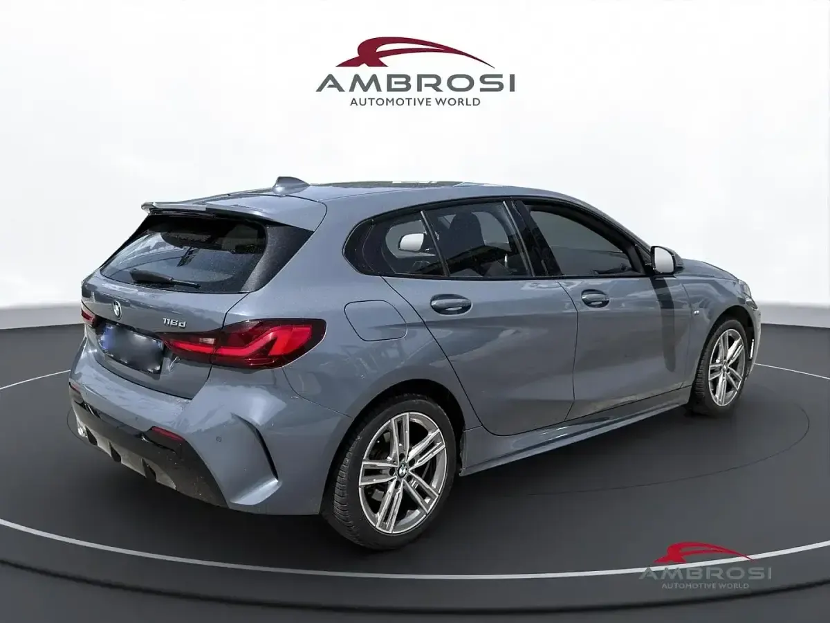 Usata BMW 116 M Sport 116 CV (85 kW) 2022 Grigio Utilitaria