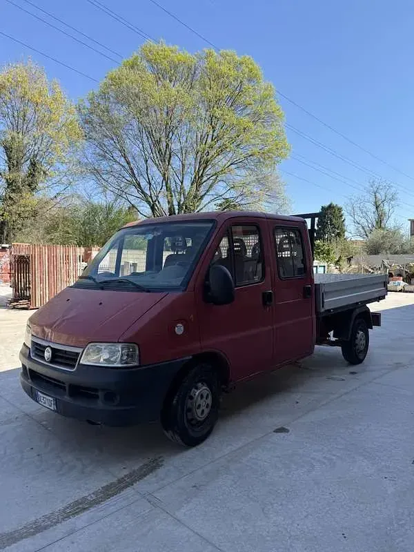 Usata Fiat Ducato 110 CV (80 kW) 2006 Furgone