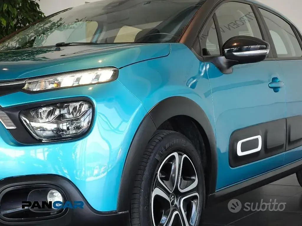 Usata Citroën C3 Feel 102 CV (75 kW) 2022 Bluazzurro Utilitaria