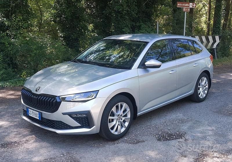 Usata 2022 Skoda Scala Sport Due volumi | 15.900 € (Cara) - Immagine 1/4