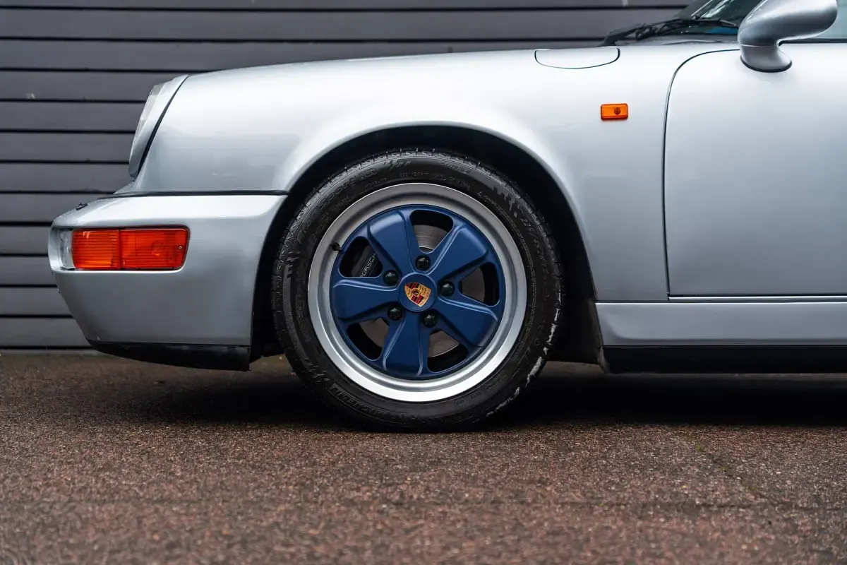 Usata Porsche 911 Carrera 4 250 CV (183 kW) 1990 Argento Coupé