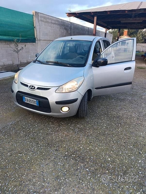 Usata Hyundai i10 75 CV (55 kW) 2010 Grigio Utilitaria