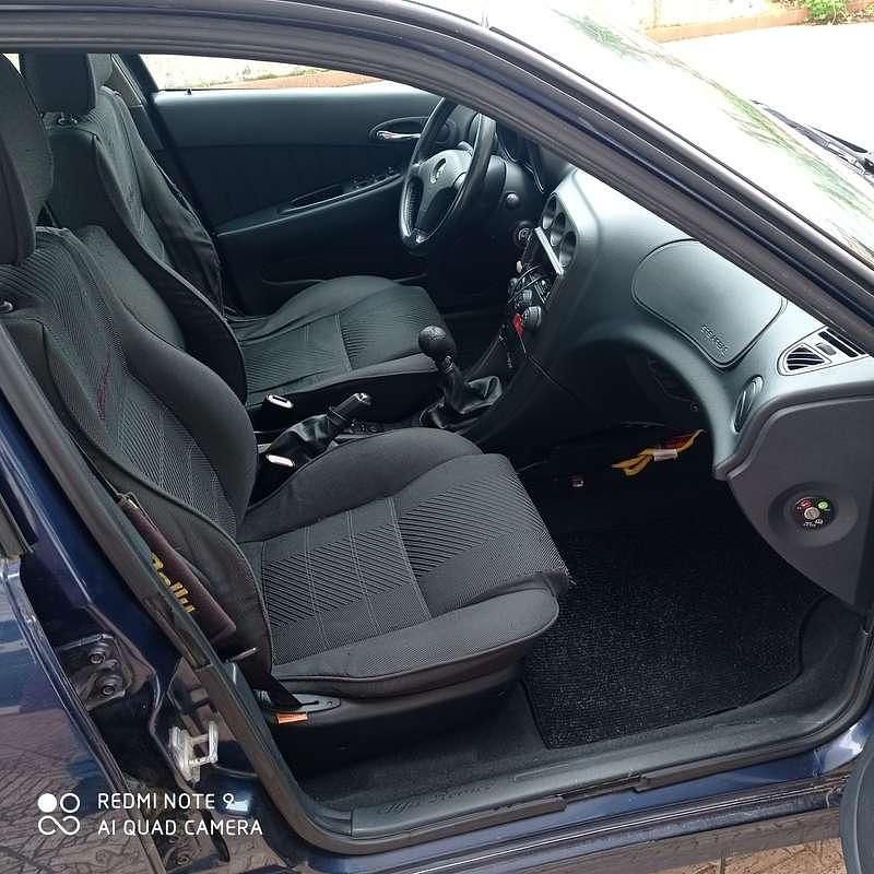 Usata Alfa Romeo 156 Progression 110 CV (80 kW) 2001 Blu/azzurro Berlina