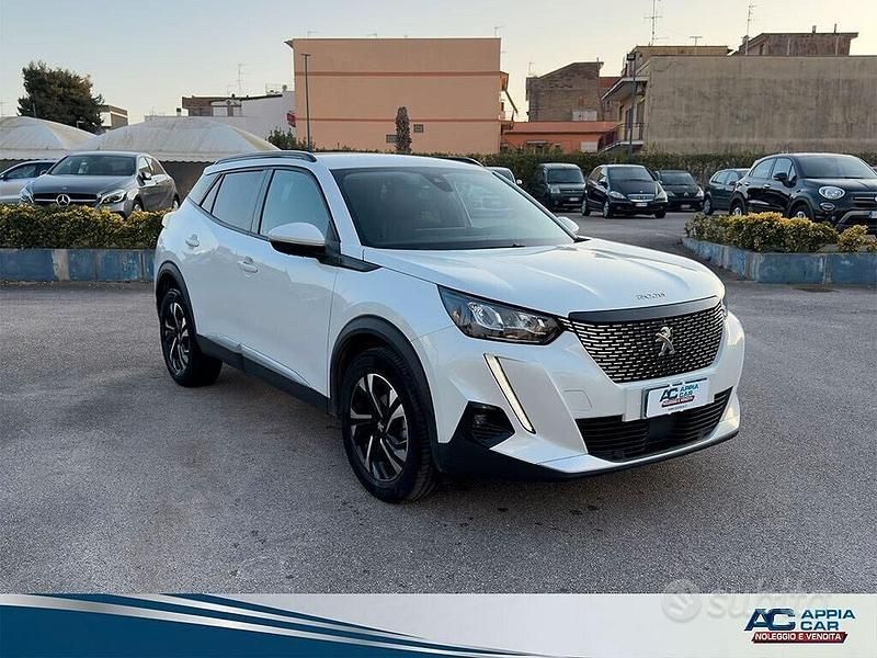 Usata Peugeot 2008 Allure 102 CV (75 kW) 2021 Bianco SUV