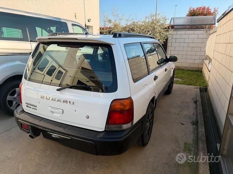 Usata Subaru Forester 170 CV (125 kW) 1999 SUV