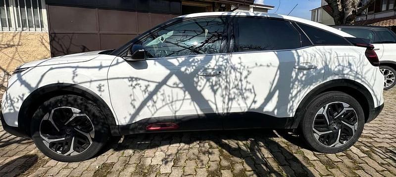 Usata Citroën C4 Shine 131 CV (96 kW) 2021 Bianco Berlina