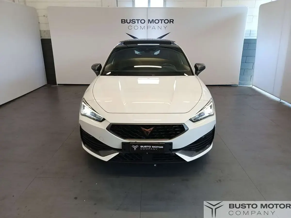Usata Cupra Leon 150 CV (110 kW) 2023 Bianco Berlina