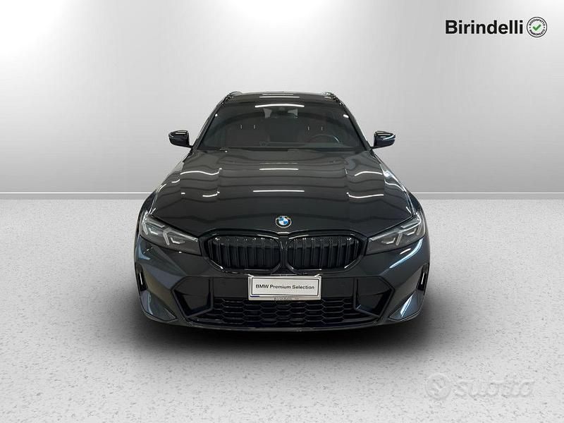 Usata BMW 320e Comfort Edition 2024 Nero Station wagon