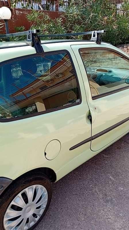 Usata Renault Twingo 58 CV (42 kW) 2005 Giallo Utilitaria