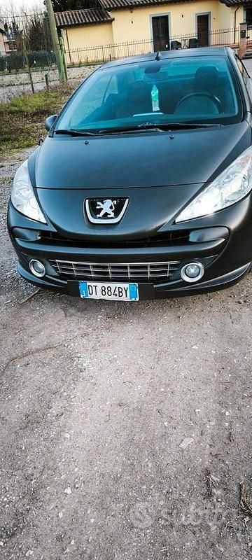 Usata Peugeot 207 CC 110 CV (80 kW) 2009 Nero Cabrio