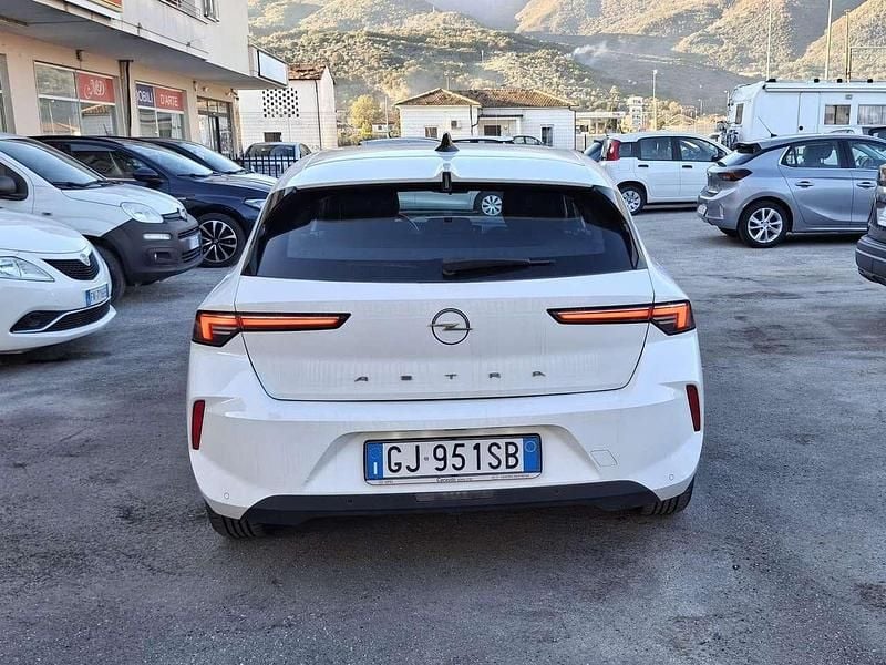 Usata Opel Astra Edition 110 CV (80 kW) 2022 Bianco Berlina