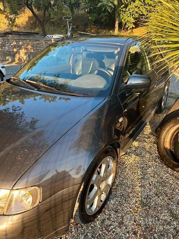 Usata Audi S3 300 CV (220 kW) 2000 Grigio Berlina