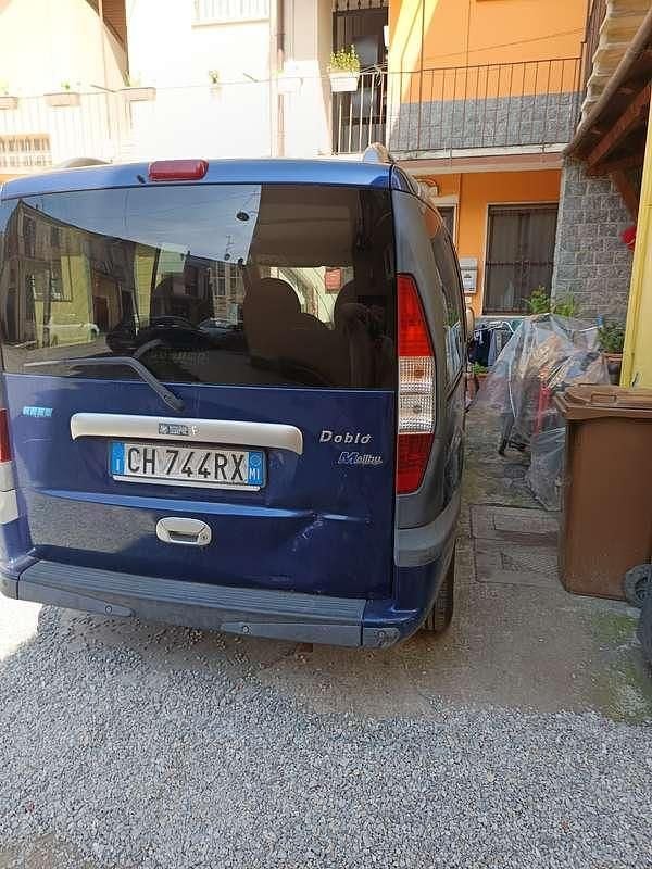 Usata Fiat Doblò 103 CV (75 kW) 2003 Monovolume