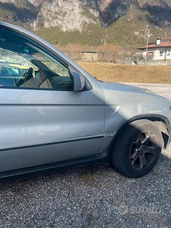 Usata BMW X5 218 CV (160 kW) 2005 Argento SUV