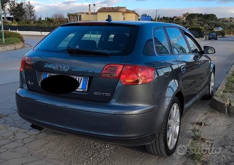 Usata Audi A3 140 CV (102 kW) 2005 Grigio Utilitaria