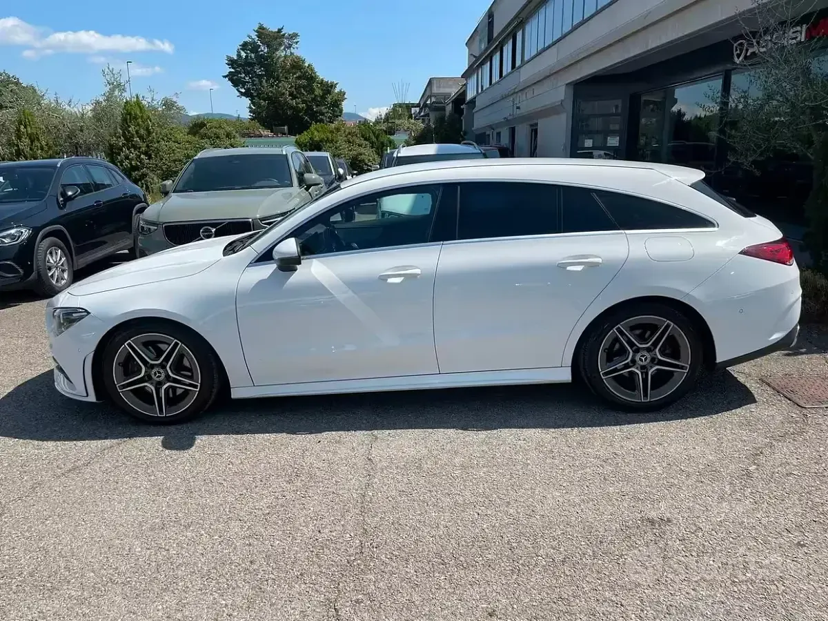 Usata Mercedes CLA200 Shooting Brake Premium 150 CV (110 kW) 2019 Bianco Station wagon