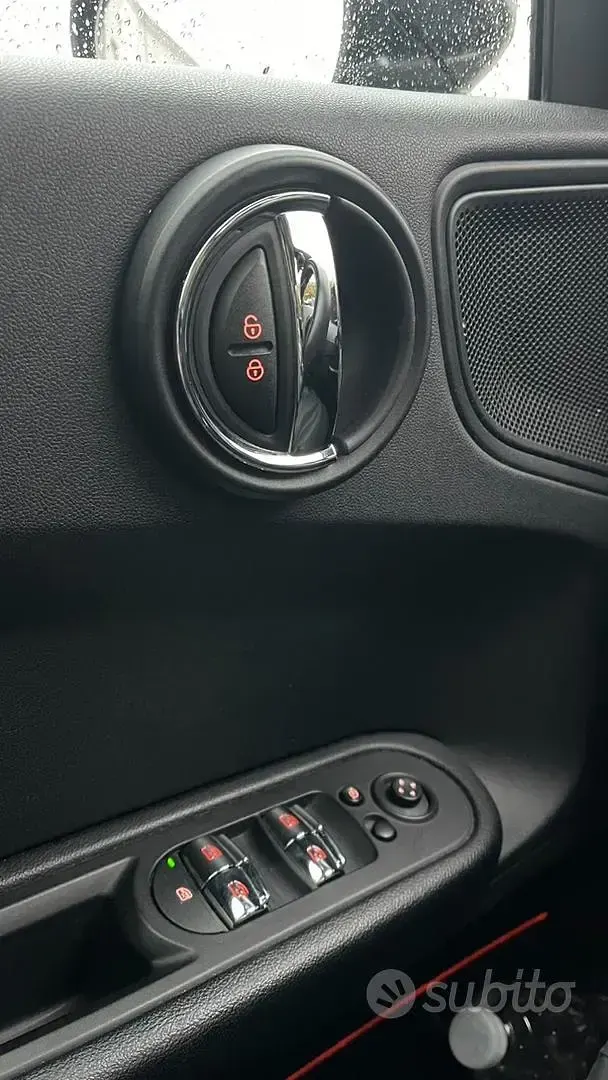 Usata Mini Countryman 116 CV (85 kW) 2021 Nero SUV
