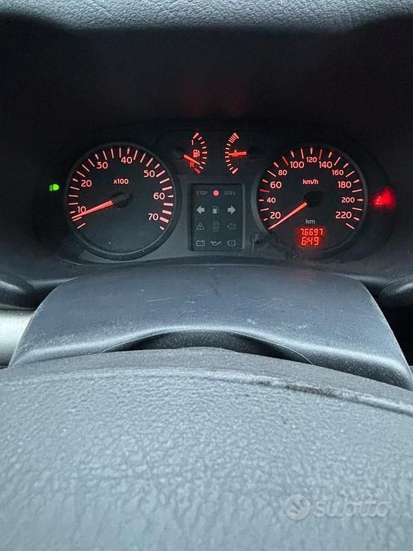 Usata Renault Clio II 2002 Berlina