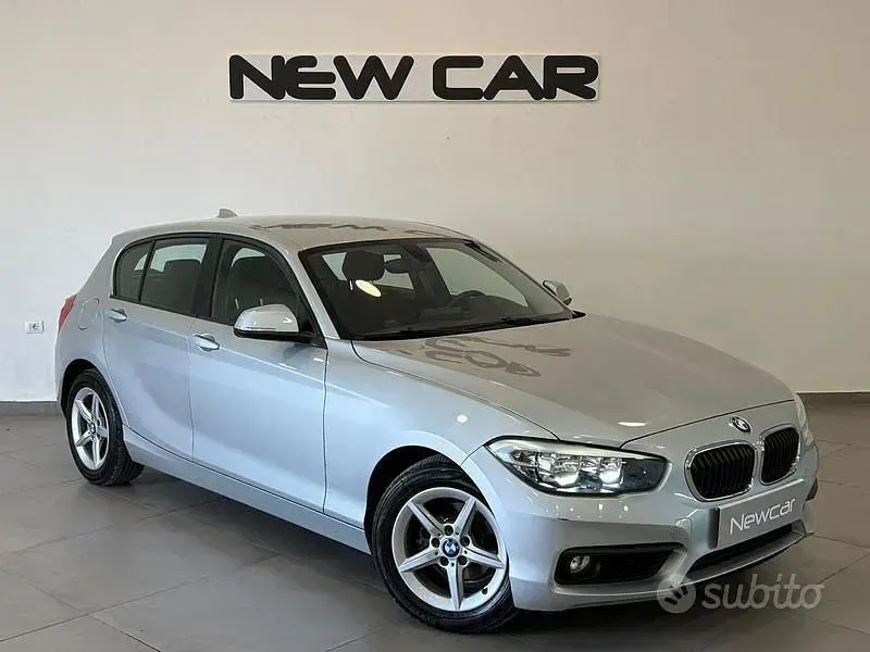 Usata BMW 118 Efficient Dynamics 150 CV (110 kW) 2016 Grigio Utilitaria