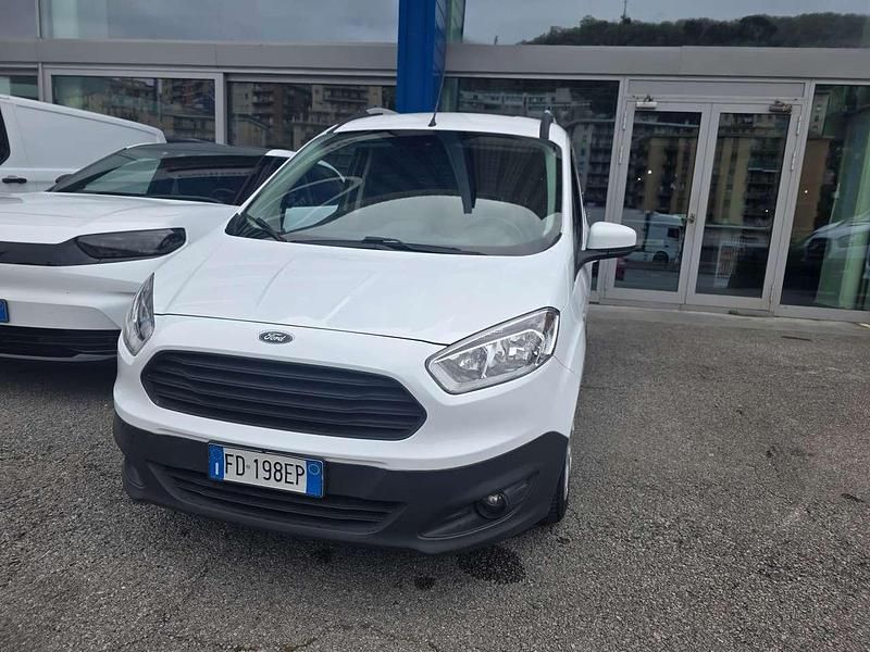 Usata Ford Transit Courier Trend 75 CV (55 kW) 2016 Bianco Furgone