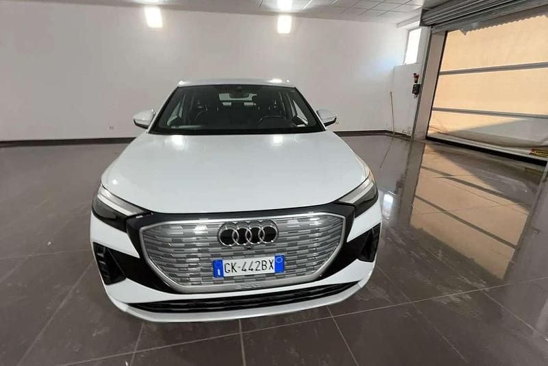 Usata Audi Q4 Sportback e-tron Advanced 69 kW (95 CV) 2022 Bianco ghiaccio metallizzato SUV