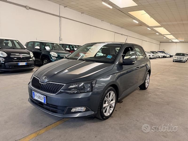 Usata Skoda Fabia Design Edition 75 CV (55 kW) 2017 Grigio Berlina