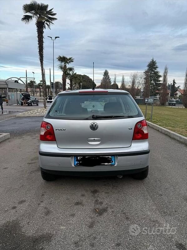 Usata VW Polo 2002 Grigio Berlina