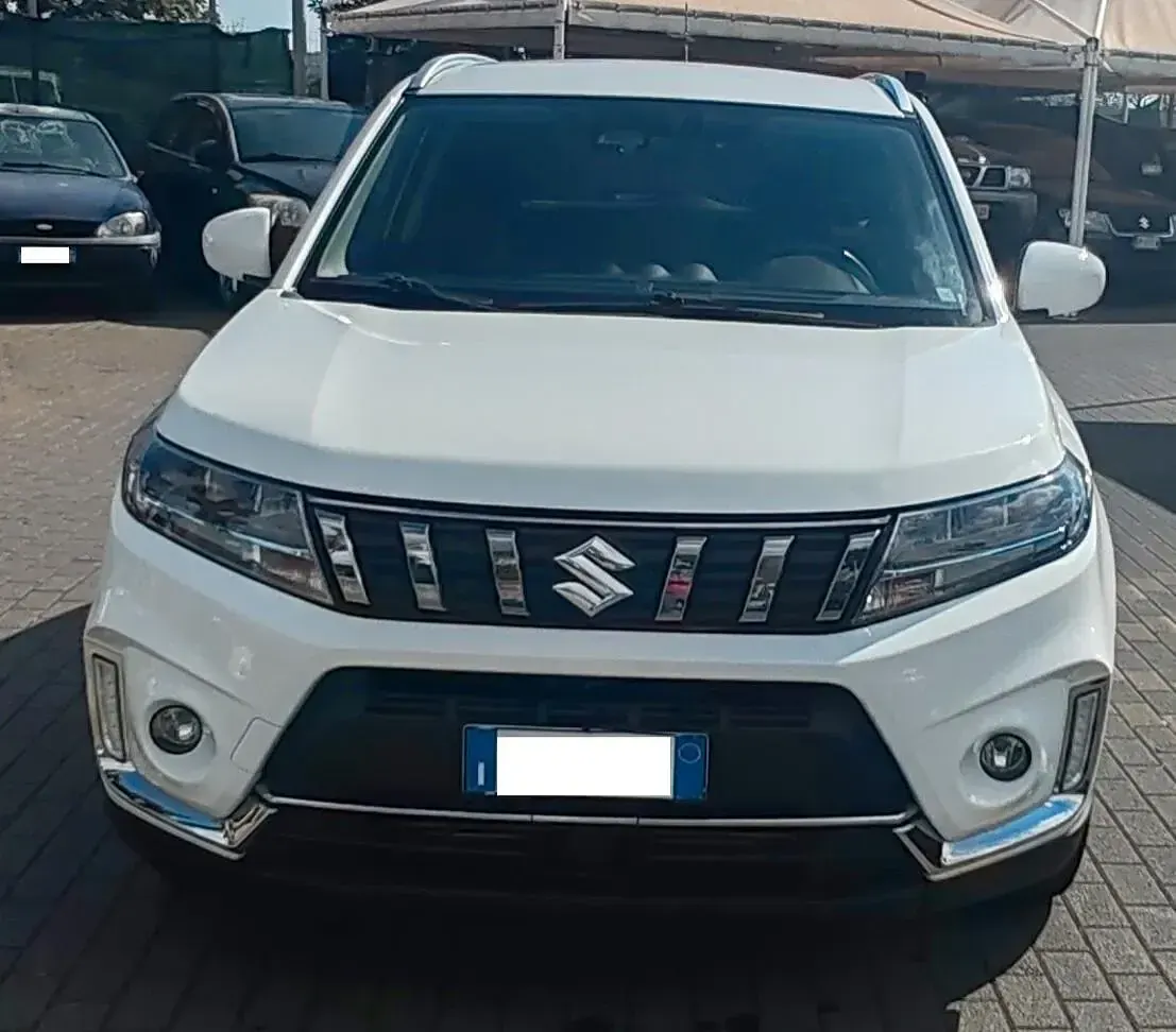 Usata Suzuki Vitara Cool 129 CV (94 kW) 2020 Bianco SUV