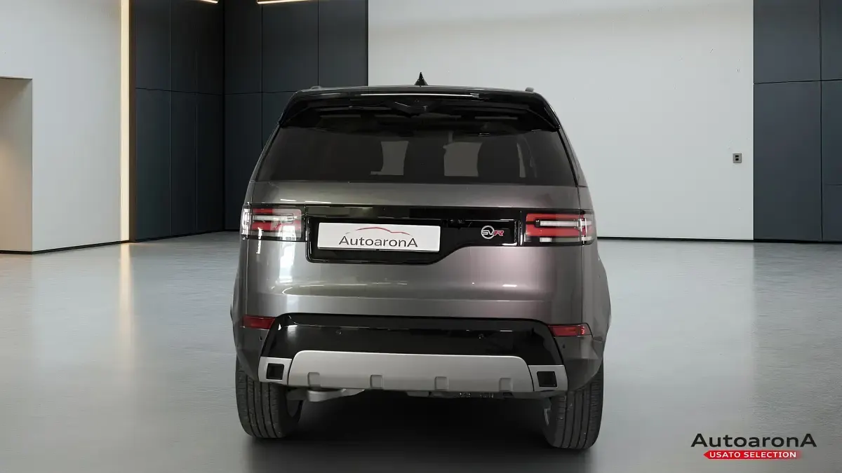Usata Land Rover Discovery 5 HSE Luxury 241 CV (177 kW) 2019 Grigio scuro SUV