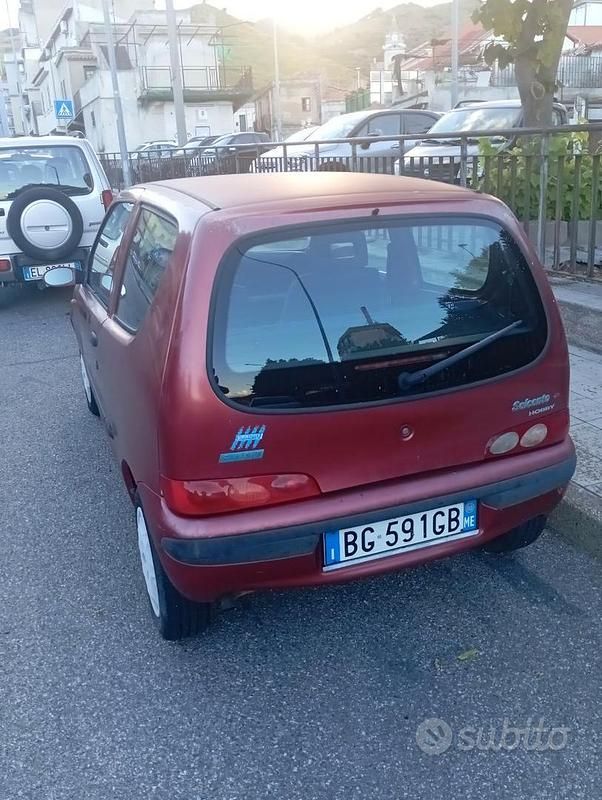 Usata Fiat 600 54 CV (39 kW) 2000 Marrone Utilitaria