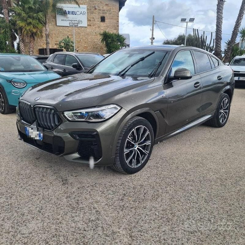 Usata BMW X6 M Sport 339 CV (249 kW) 2022 Grigio SUV