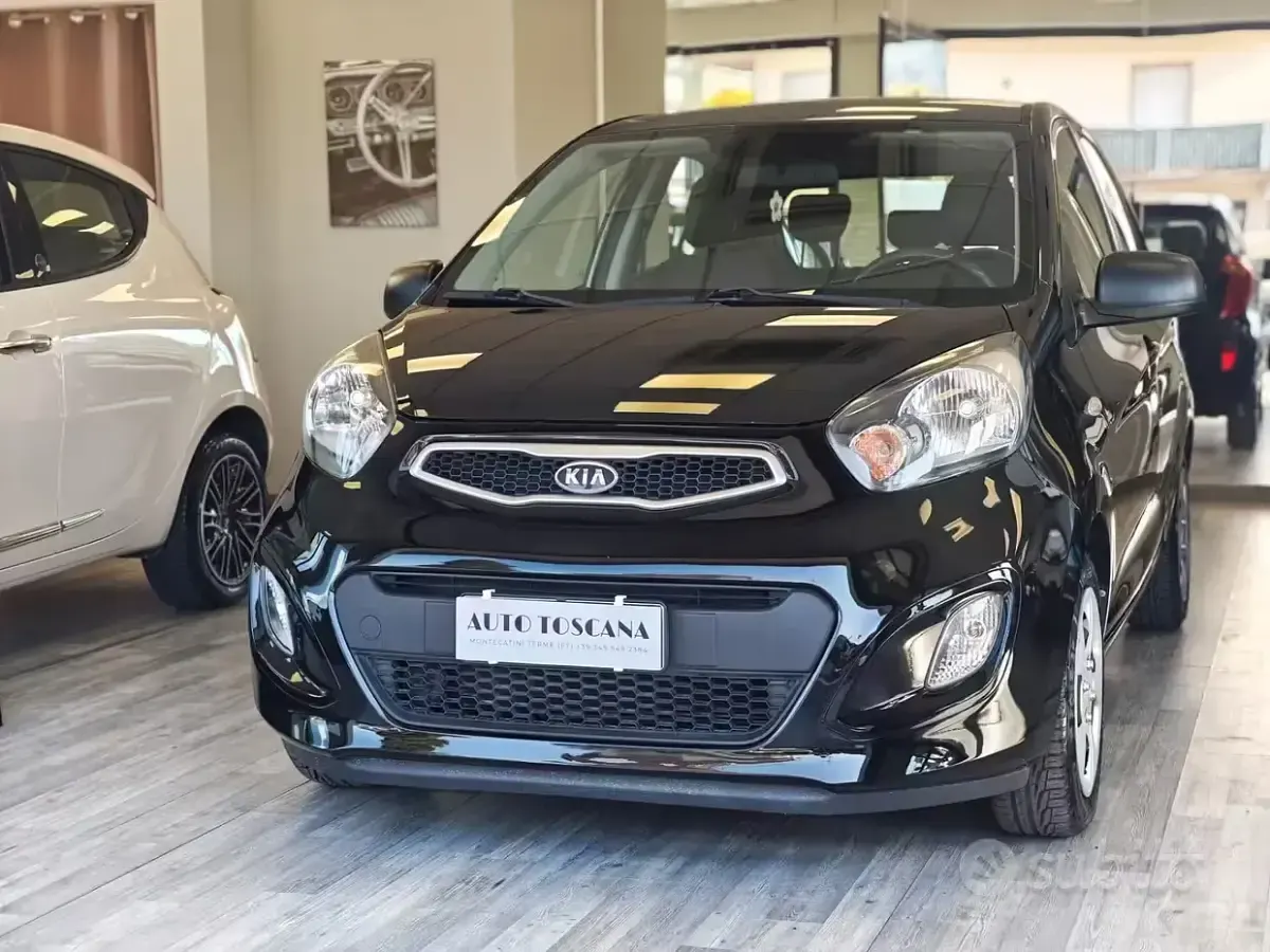 Usata Kia Picanto 69 CV (50 kW) 2012 Nero Utilitaria
