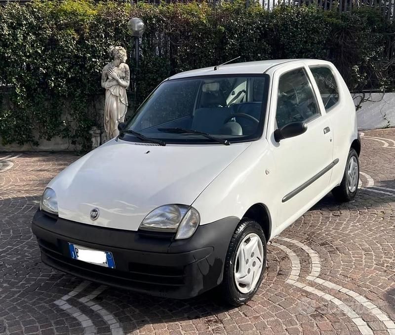 Usata Fiat Seicento 54 CV (39 kW) 2001 Bianco Utilitaria