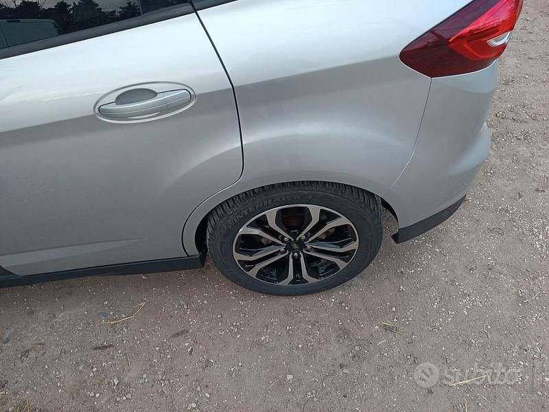 Usata Ford C-MAX 120 CV (88 kW) 2016 Grigio Monovolume