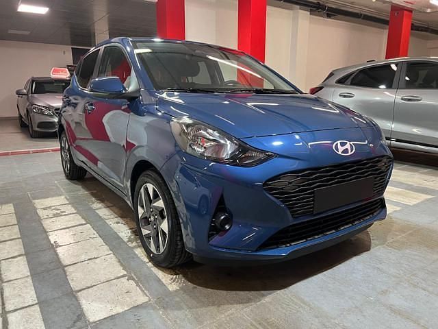 Blu Nuova 2025 Hyundai i10 Due volumi | 15.900 € - Immagine 1/4