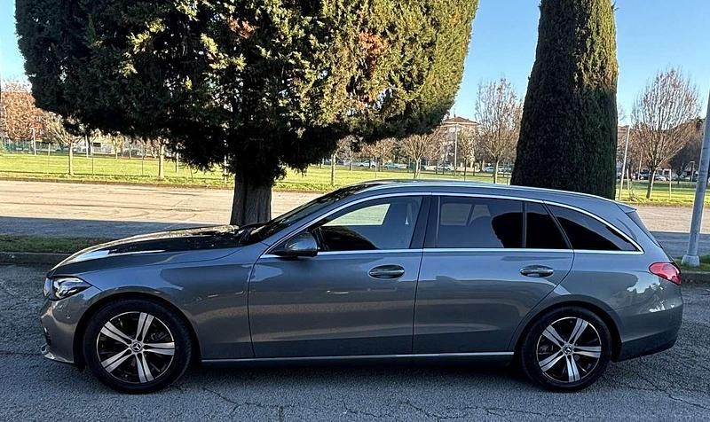 Usata Mercedes C220 200 CV (147 kW) 2022 Station wagon