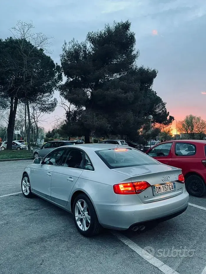 Usata Audi A4 Advanced 143 CV (105 kW) 2008 Grigio Berlina