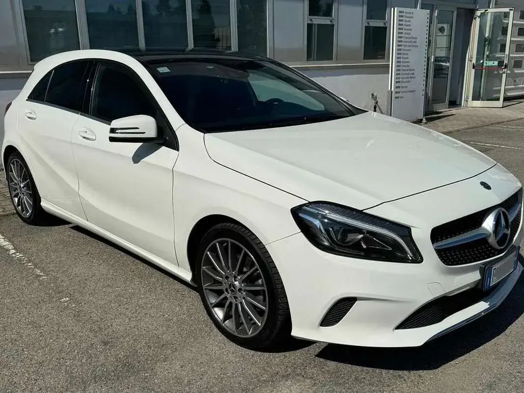 Usata Mercedes A200 Premium 136 CV (100 kW) 2018 Bianco Berlina