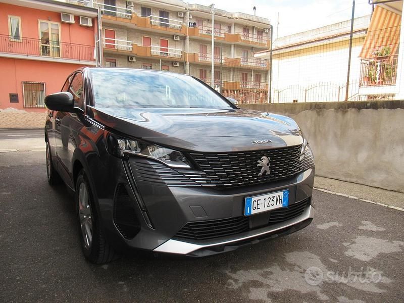 Usata Peugeot 3008 Allure 131 CV (96 kW) 2021 Gray SUV