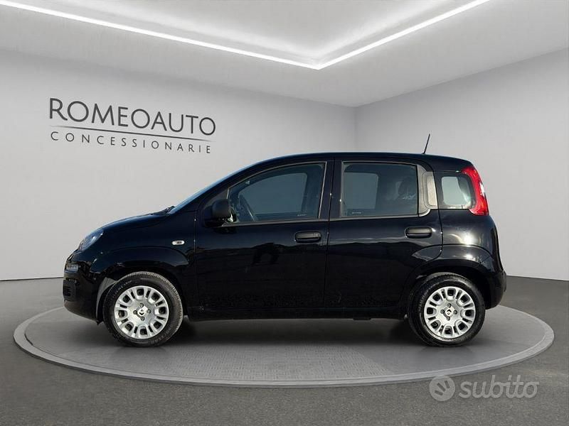 Usata Fiat Panda 70 CV (51 kW) 2025 Nero metallizzato Berlina